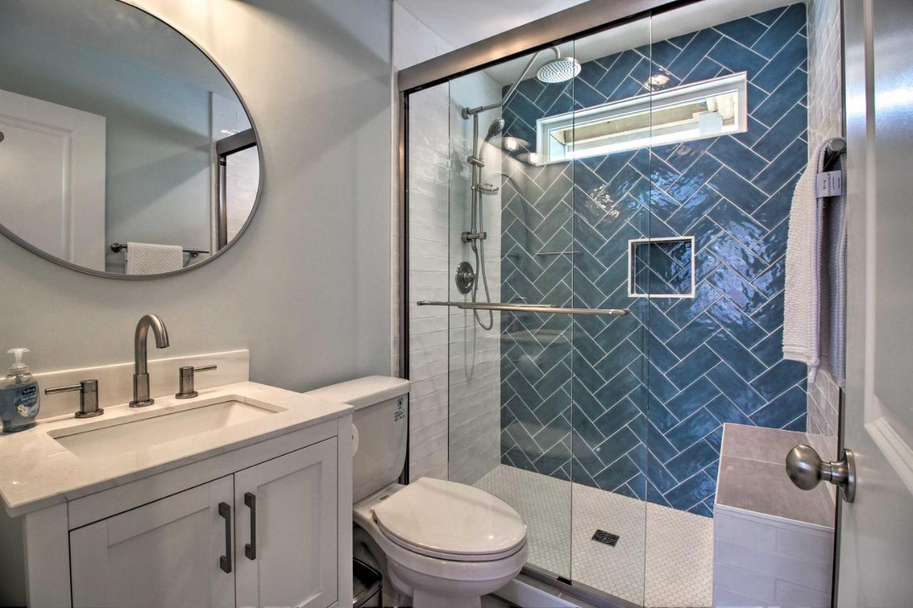 New! Renovated 2 Bed 2 Bath Apartment Downtown ビューフォート エクステリア 写真